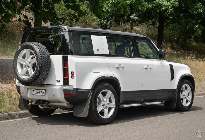 2020 Land Rover Defender 110 D240 SE