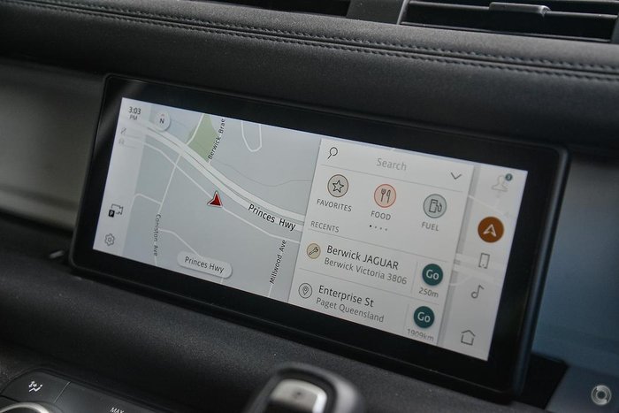 2020 Land Rover Defender 110 D240 SE