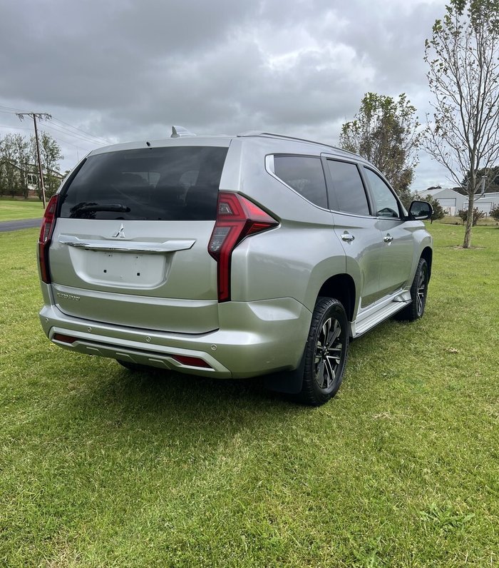 2021 Mitsubishi Pajero Sport GLS