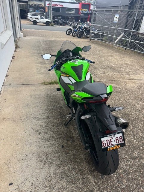 2025 Kawasaki NINJA ZX-10R GREEN
