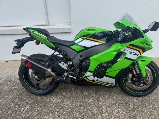 2025 Kawasaki NINJA ZX-10R GREEN