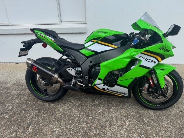 2025 Kawasaki NINJA ZX-10R GREEN
