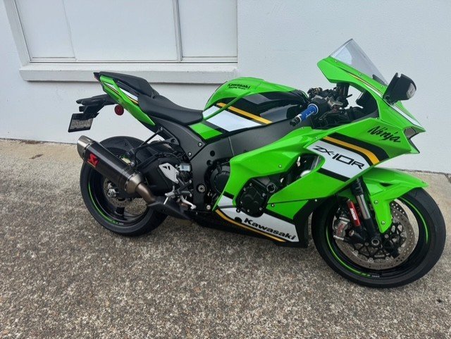 2025 Kawasaki NINJA ZX-10R GREEN