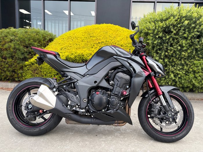 2015 Kawasaki Z1000 Maroon