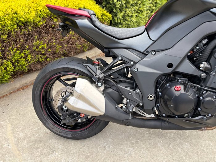 2015 Kawasaki Z1000 Maroon