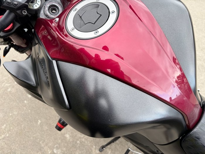 2015 Kawasaki Z1000 Maroon