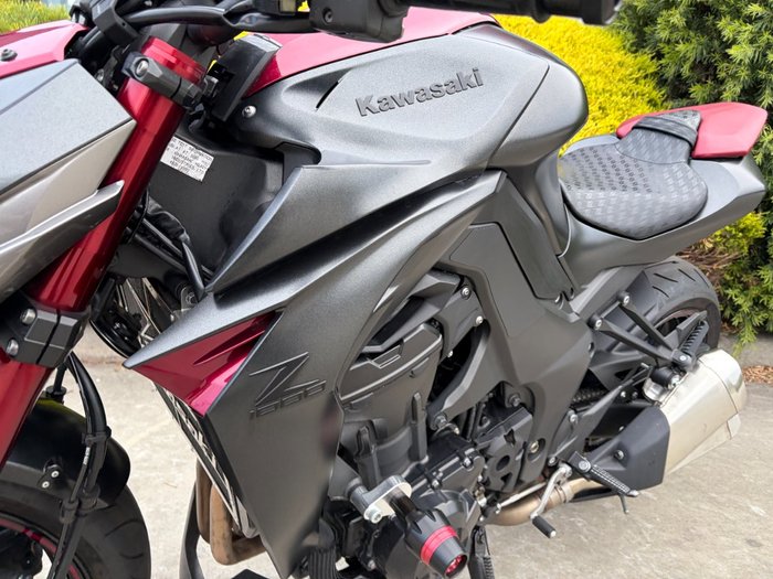 2015 Kawasaki Z1000 Maroon