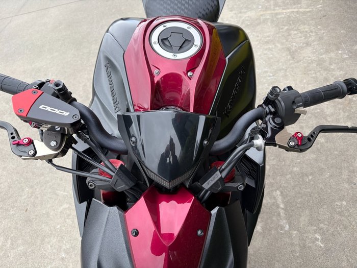 2015 Kawasaki Z1000 Maroon