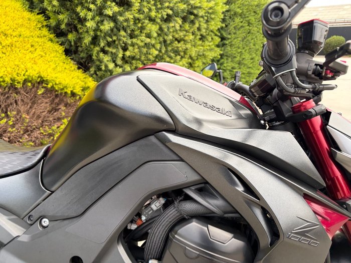 2015 Kawasaki Z1000 Maroon