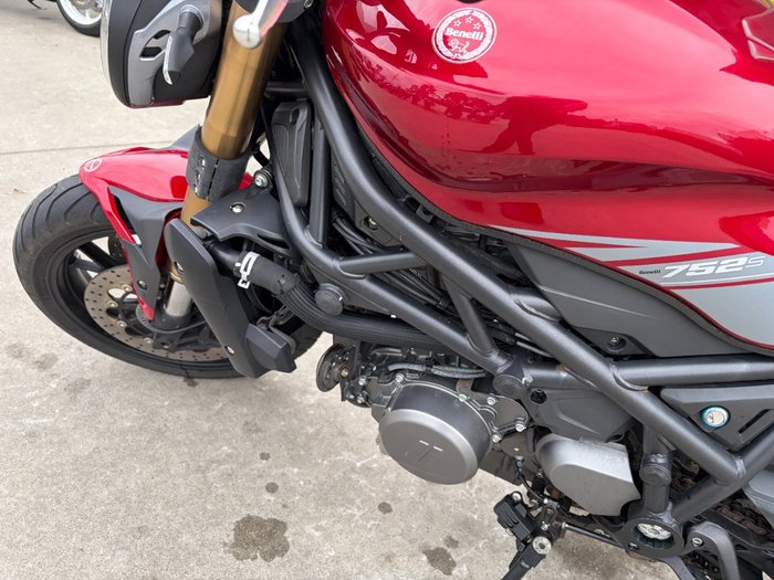 2021 Benelli 2021 Benelli 750CC 752S Road Red