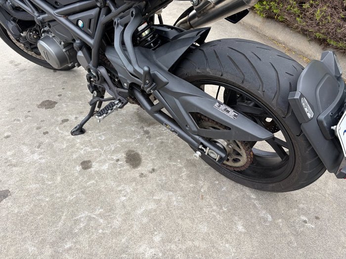 2021 Benelli 2021 Benelli 750CC 752S Road Red