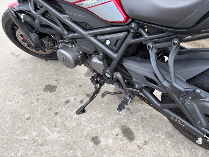 2021 Benelli 2021 Benelli 750CC 752S Road Red