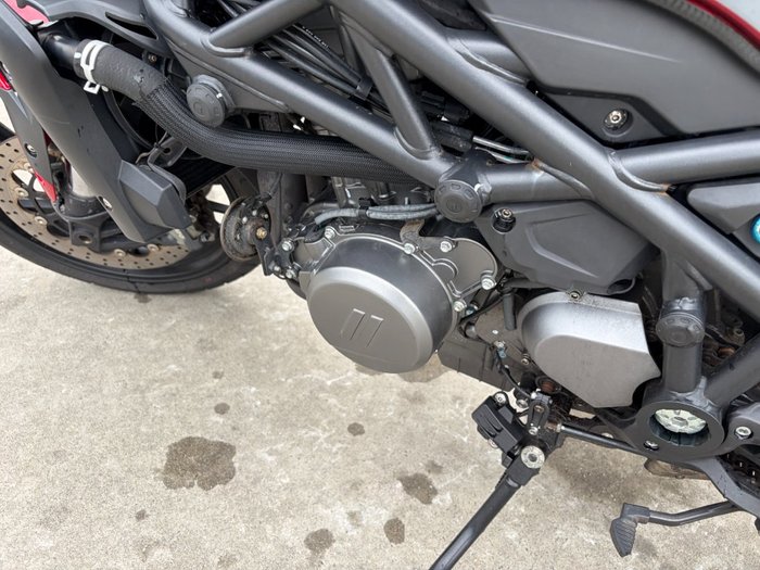 2021 Benelli 2021 Benelli 750CC 752S Road Red