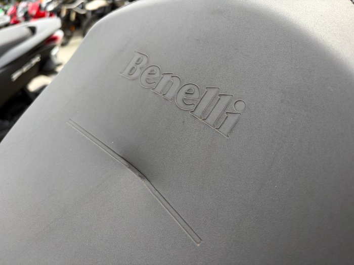 2021 Benelli 2021 Benelli 750CC 752S Road Red