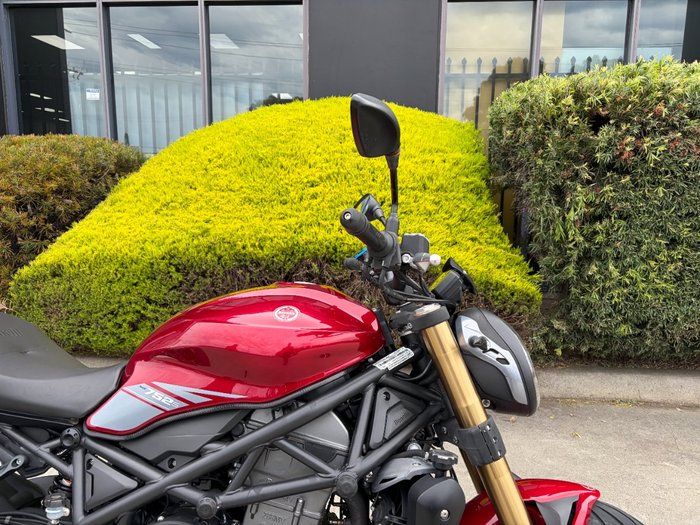 2021 Benelli 2021 Benelli 750CC 752S Road Red