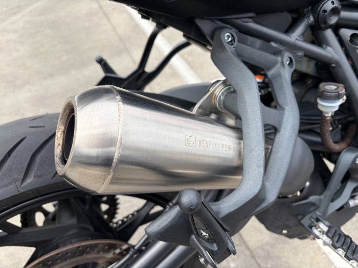 2021 Benelli 2021 Benelli 750CC 752S Road Red