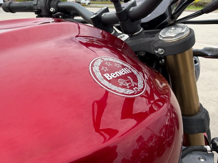 2021 Benelli 2021 Benelli 750CC 752S Road Red