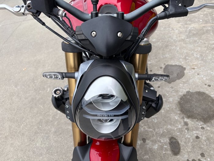 2021 Benelli 2021 Benelli 750CC 752S Road Red