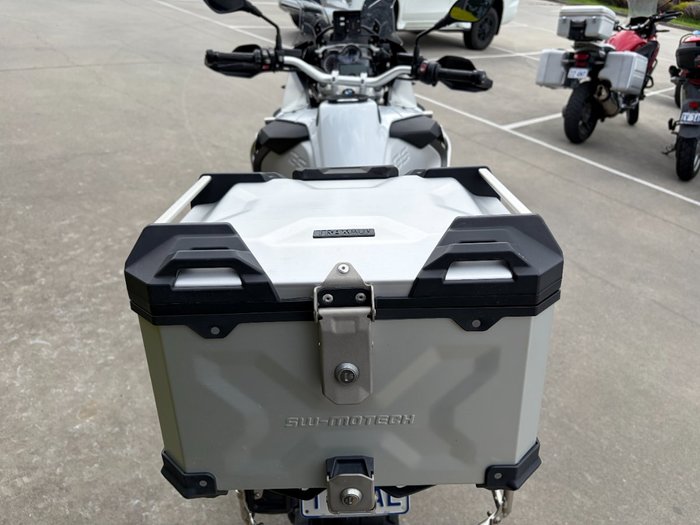 2016 BMW Motorrad R1200 GS ADVENTURE White