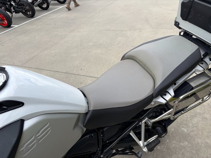 2016 BMW Motorrad R1200 GS ADVENTURE White