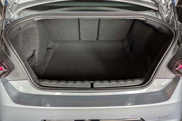 2025 BMW 2 Series M240i xDrive