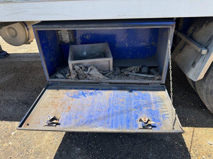 2006 FTE Bogie Axle 16 Pallet Fridge Trailer