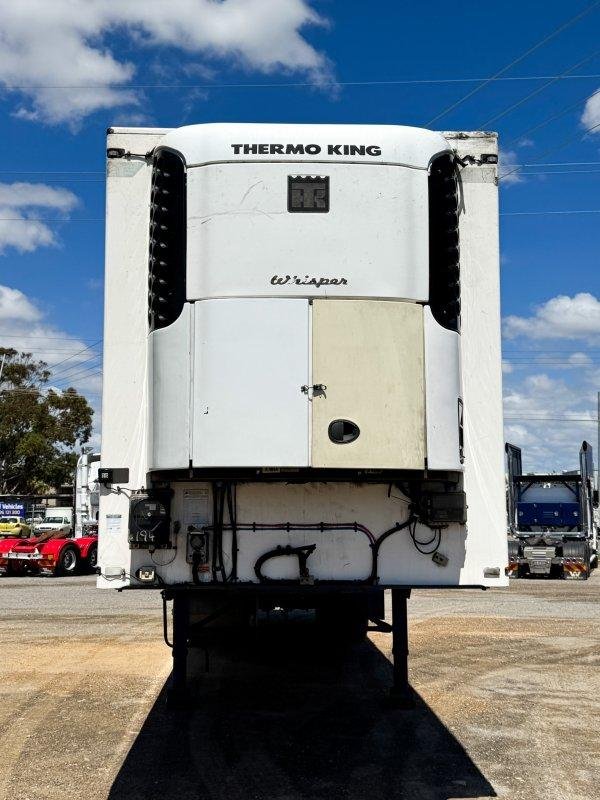 2006 FTE Bogie Axle 16 Pallet Fridge Trailer