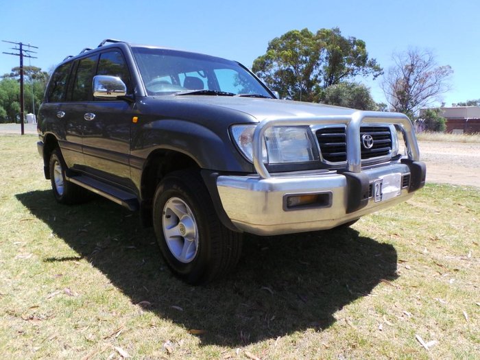 2000 Toyota Landcruiser