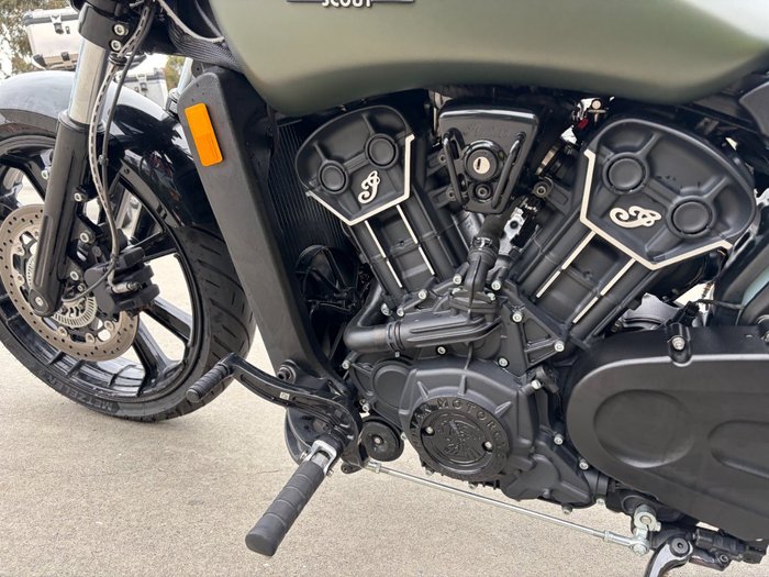2023 Indian SCOUT ROGUE Green