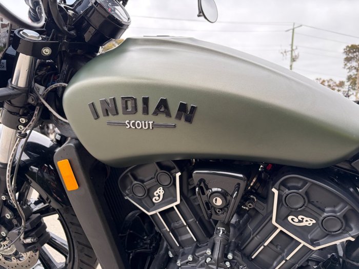 2023 Indian SCOUT ROGUE Green