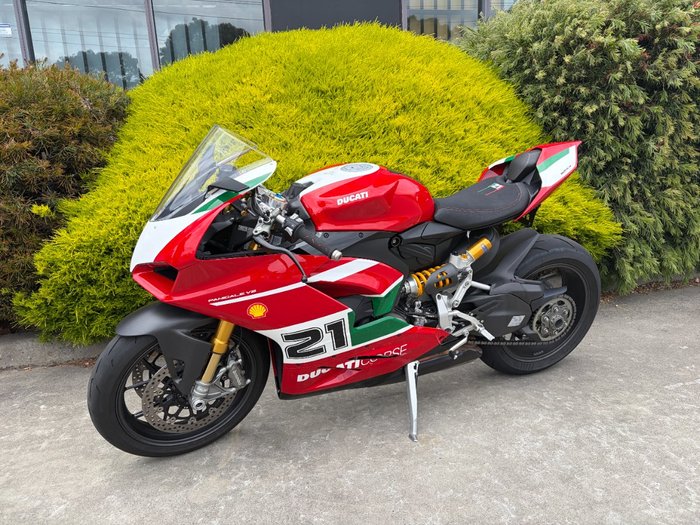 2024 DUCATI PANIGALE V2 BAYLISS 20TH ANNIV Red