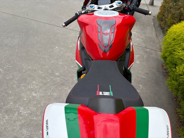 2024 DUCATI PANIGALE V2 BAYLISS 20TH ANNIV Red