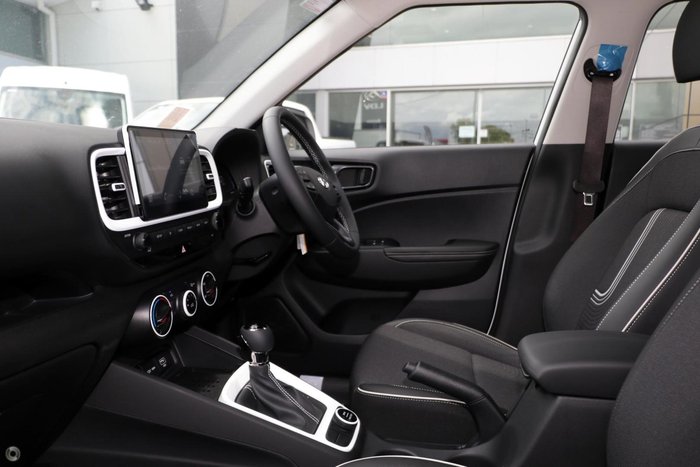 2025 Hyundai Venue Active