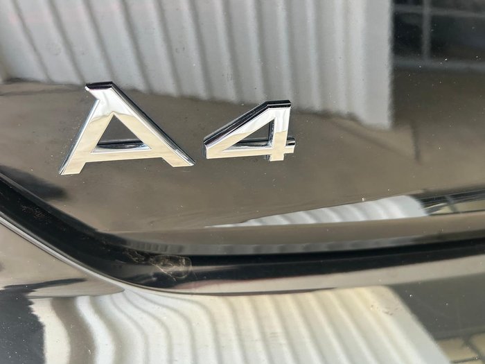 2023 Audi A4 35 TFSI S line