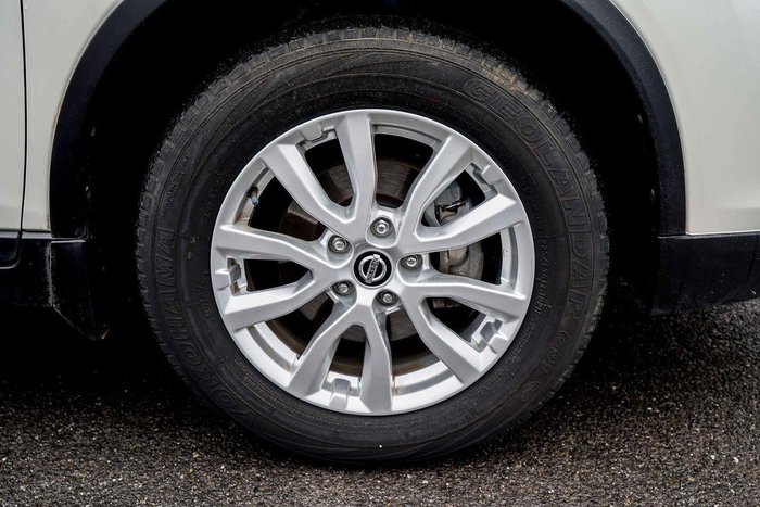 2020 Nissan X-TRAIL ST-L