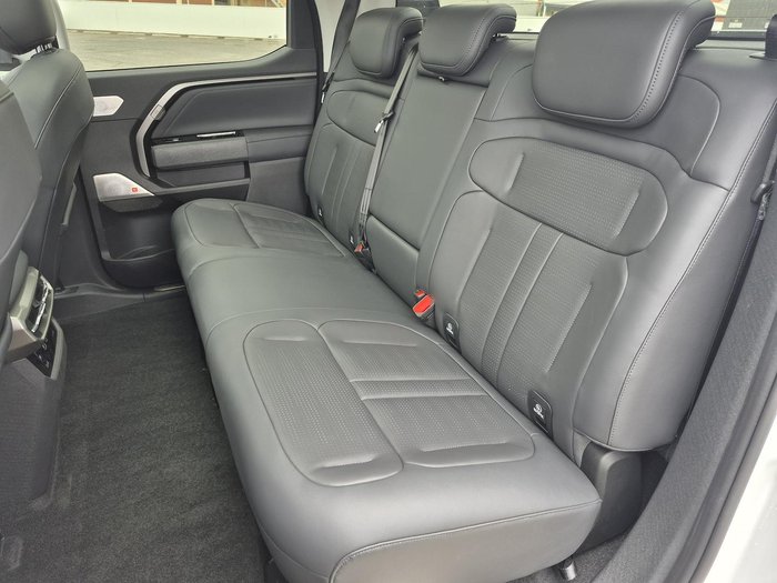 2025 MG MGU9 Explore Pro EKK1C MY25 4X4 Dual Range Alpine White