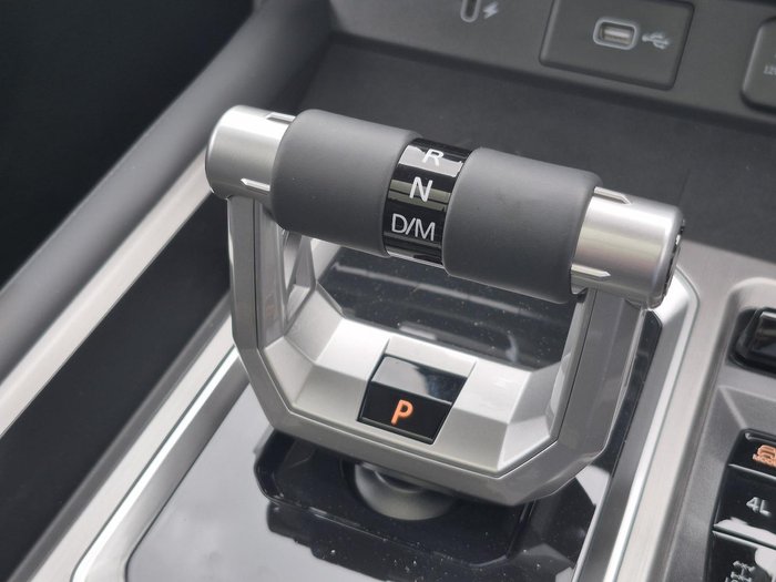 2025 MG MGU9 Explore Pro EKK1C MY25 4X4 Dual Range Alpine White