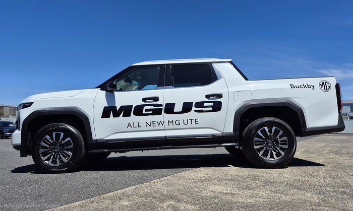 2025 MG MGU9 Explore X EKK1C MY25 4X4 Dual Range Alpine White