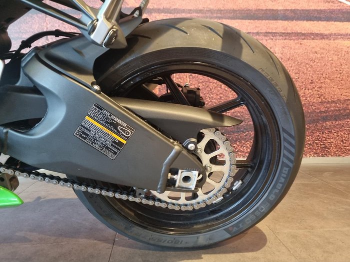 2025 Kawasaki Ninja ZX-6R ABS (636) Ninja Green