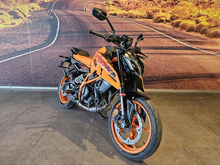 2024 KTM 390 Duke Duke Orange