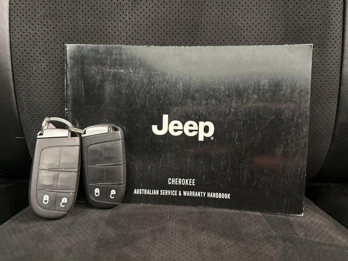 2021 Jeep Grand Cherokee Night Eagle