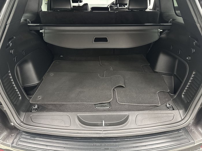 2021 Jeep Grand Cherokee Night Eagle