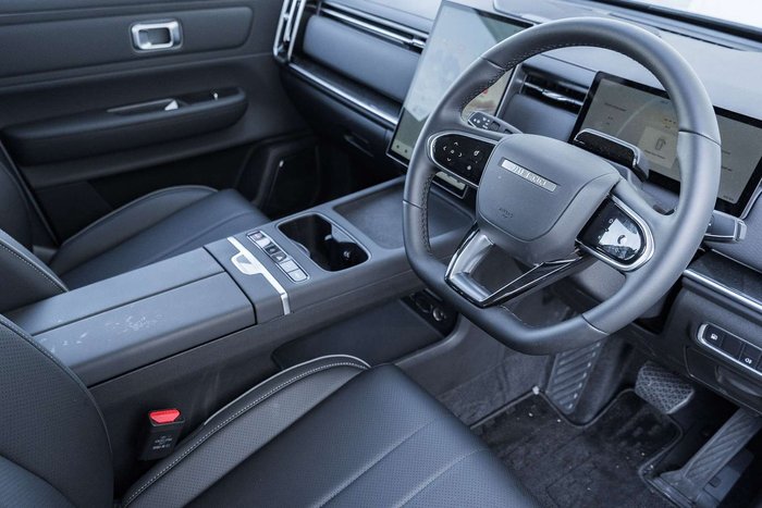 2025 Jaecoo J7 SHS Track