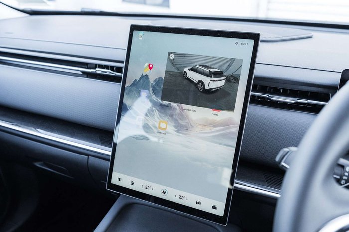 2025 Jaecoo J7 SHS Track