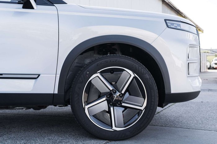 2025 Jaecoo J7 SHS Track