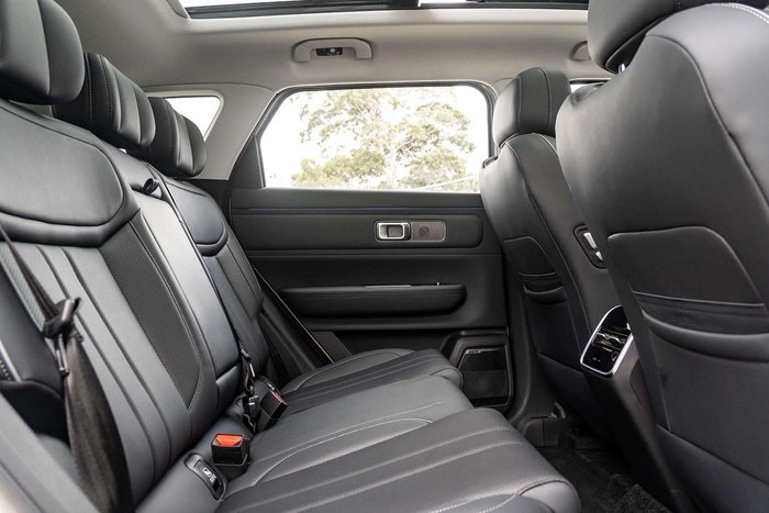 2025 Jaecoo J7 SHS Summit