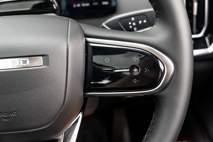 2025 Jaecoo J7 SHS Summit