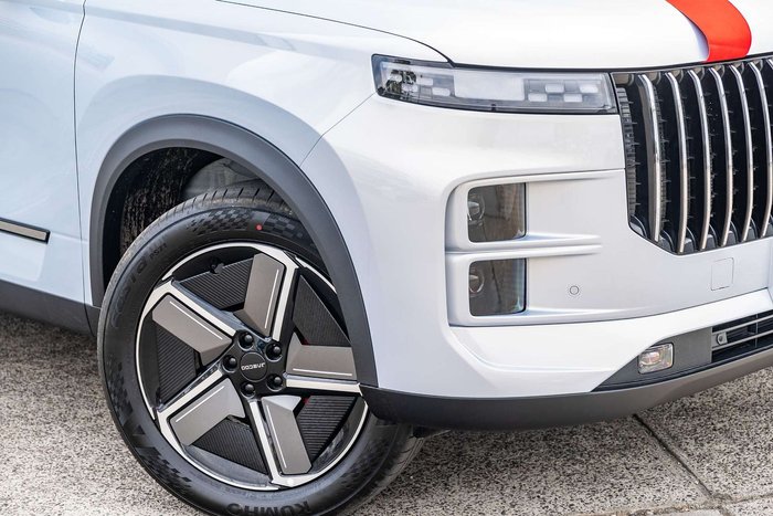 2025 Jaecoo J7 SHS Summit