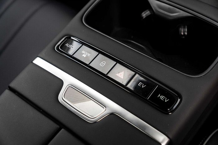 2025 Jaecoo J7 SHS Summit