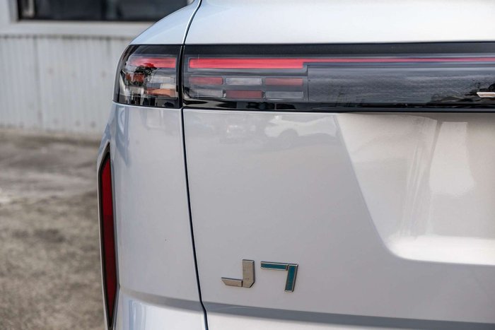 2025 Jaecoo J7 SHS Summit